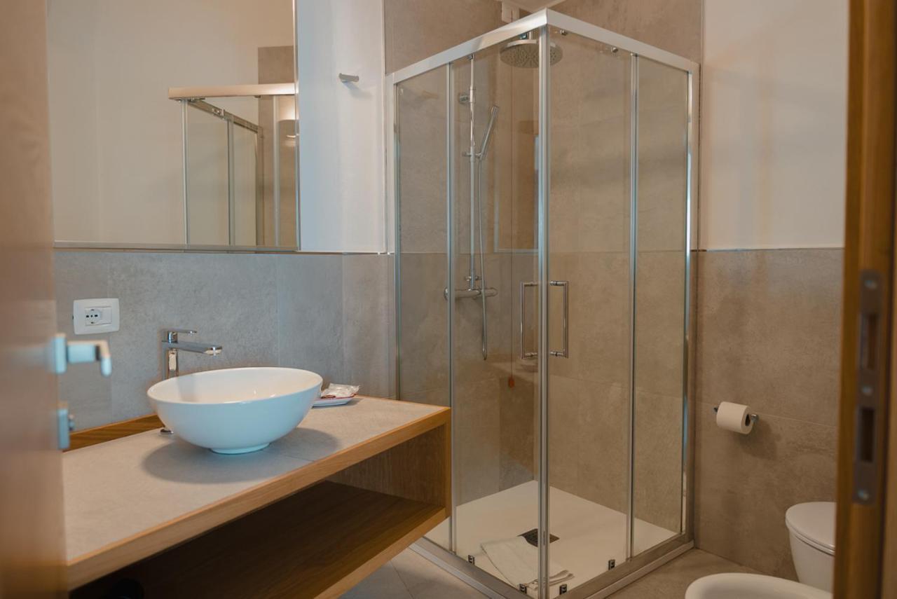 Rooms, Affittacamere Maksim Golfo Aranci Ngoại thất bức ảnh
