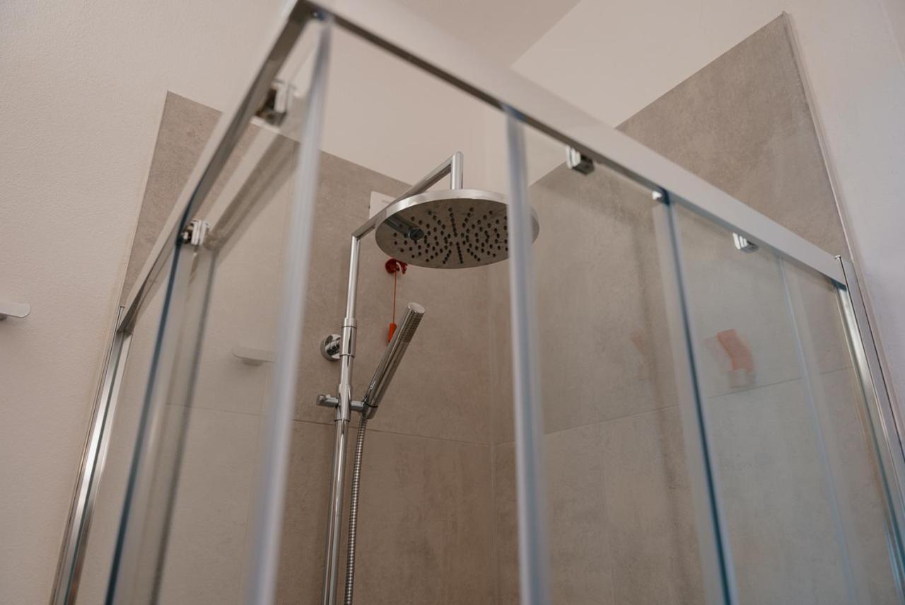 Rooms, Affittacamere Maksim Golfo Aranci Ngoại thất bức ảnh